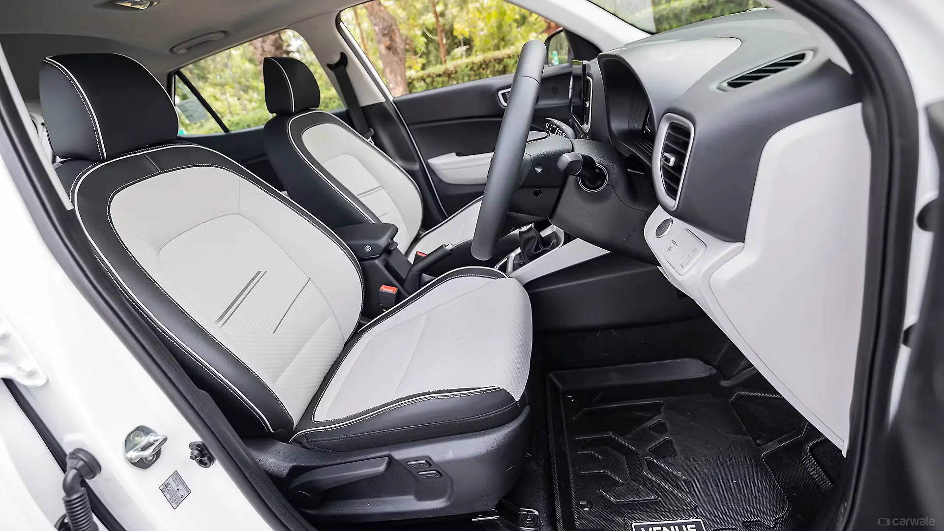 venuehyundaivenuefrontrowseats